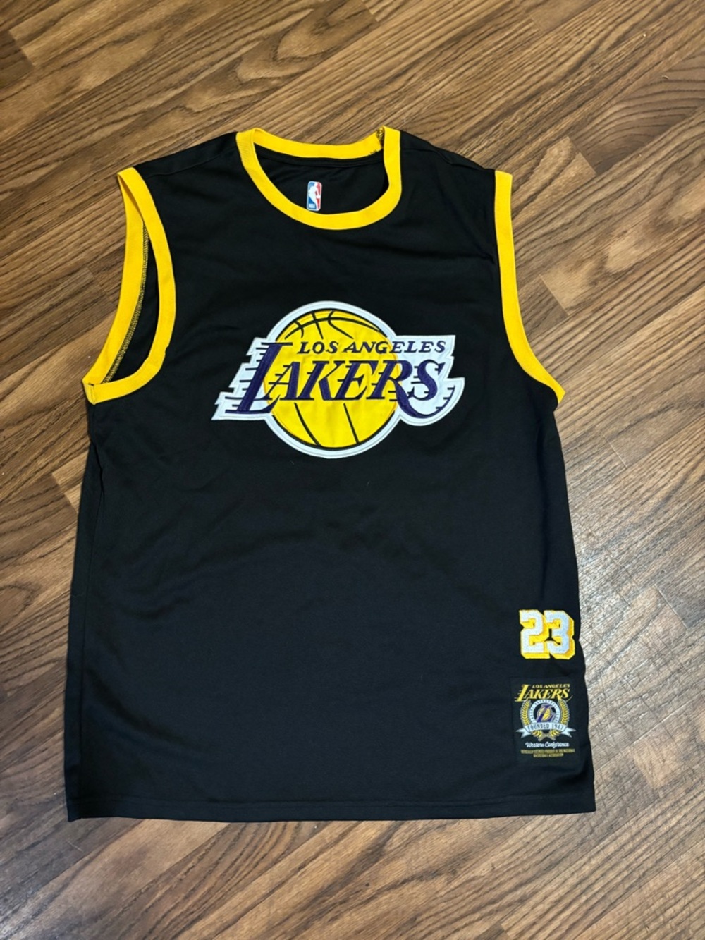 Los Angeles Lakers LeBron James Jersey Style Tank / Muscle Shirt * Men’s Medium